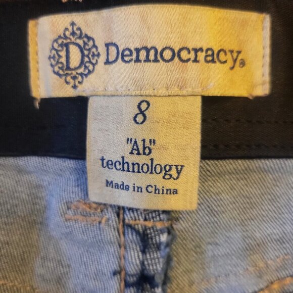 NWOT Distressed Democracy Ab-Technology Blue Jeans (light Skinny) - Size 8 - Picture 9 of 13